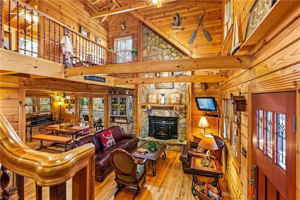 450 Pat Irwin Road Pilot Mountain, NC 27041 - Photo 12 of 48