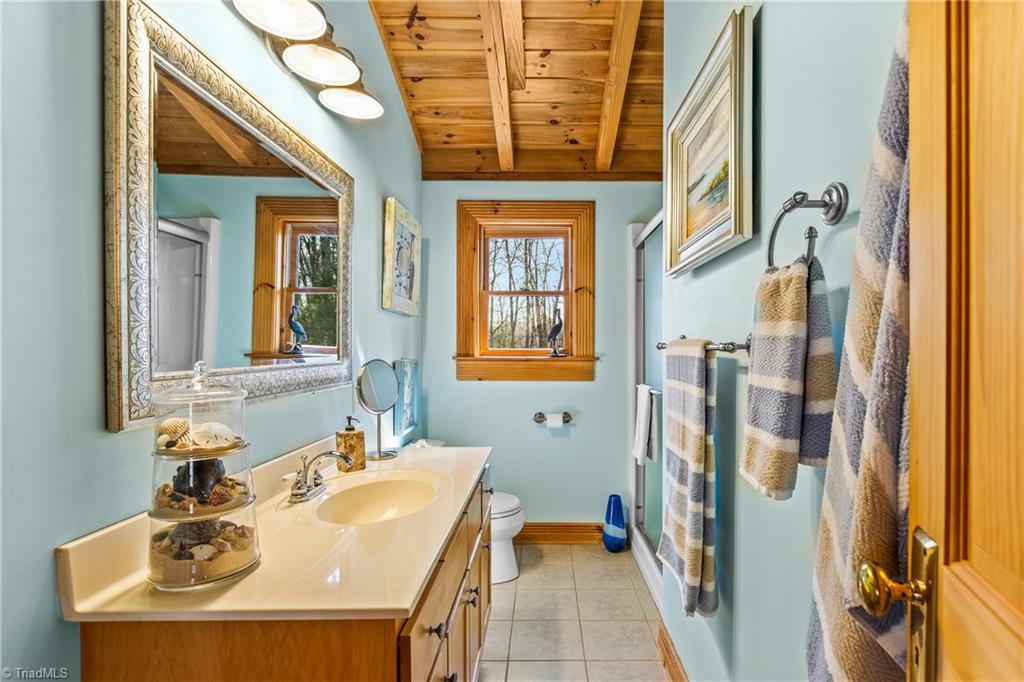 450 Pat Irwin Road Pilot Mountain, NC 27041 - Photo 28 of 48 Upstairs Full Bath