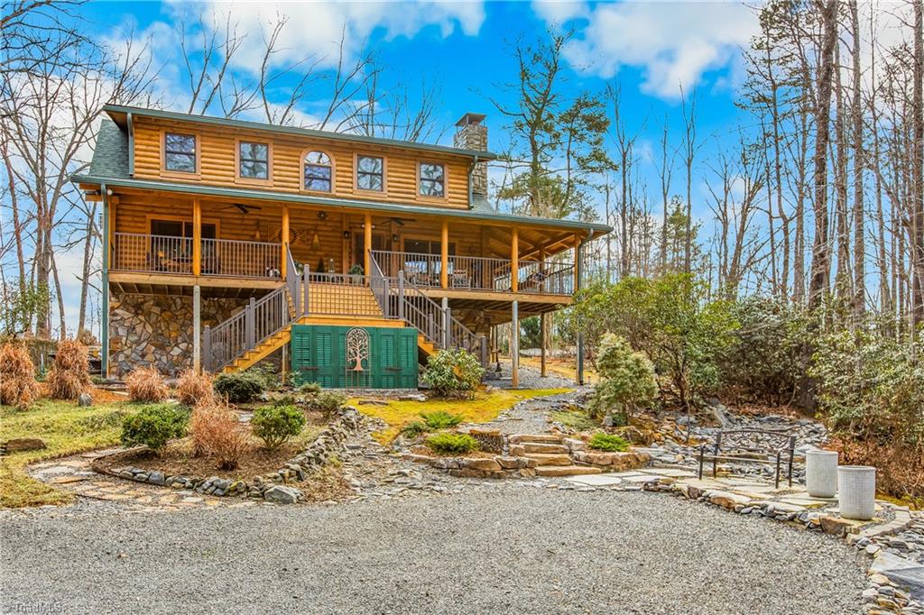 450 Pat Irwin Road Pilot Mountain, NC 27041 - Photo 4 of 48