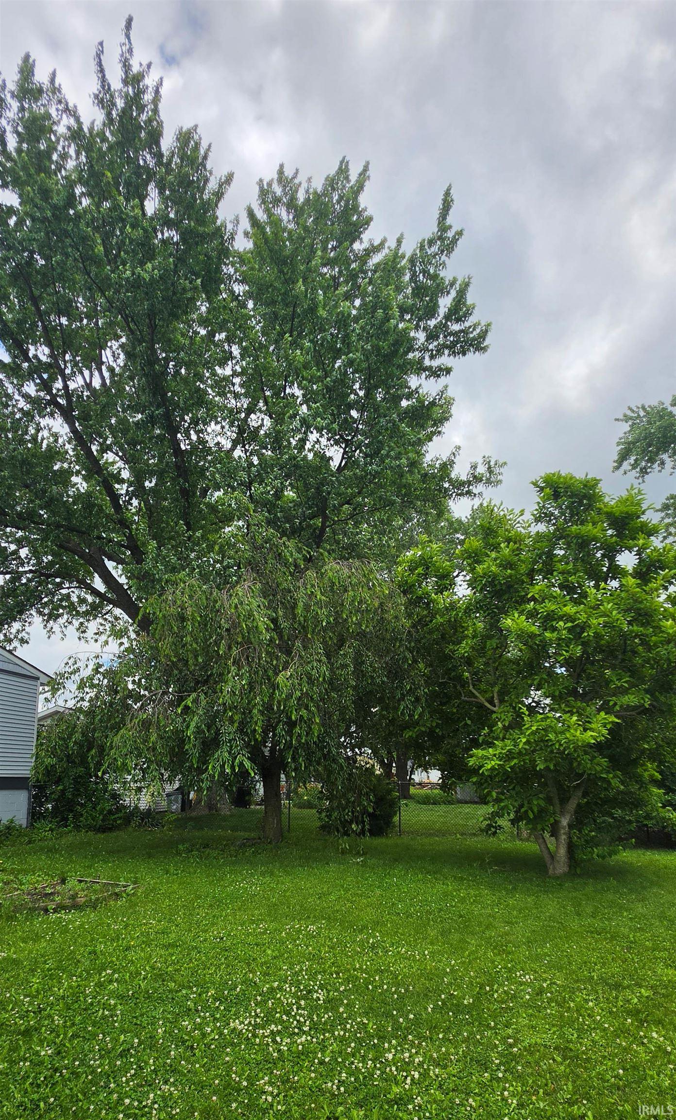1417 Lower Huntington Road Fort Wayne, IN 46819 - Photo 10 of 32