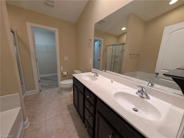 $1,995 | 716 Carneros Circle, High Point, NC 27265