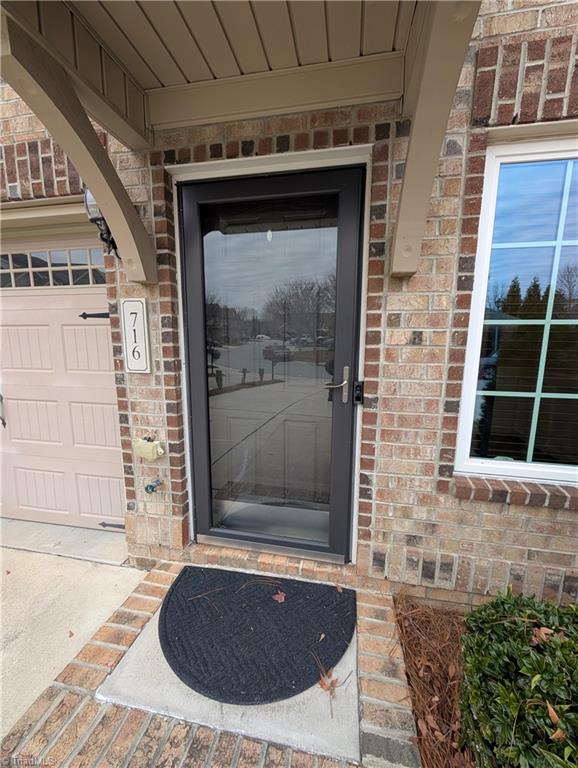 716 Carneros Circle High Point, NC 27265 - Photo 2 of 34