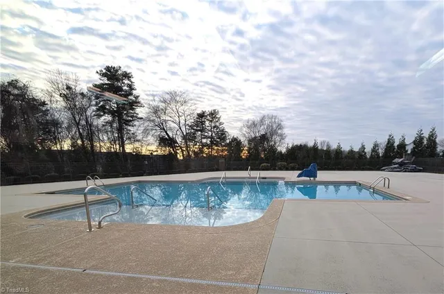 $1,995 | 716 Carneros Circle, High Point, NC 27265