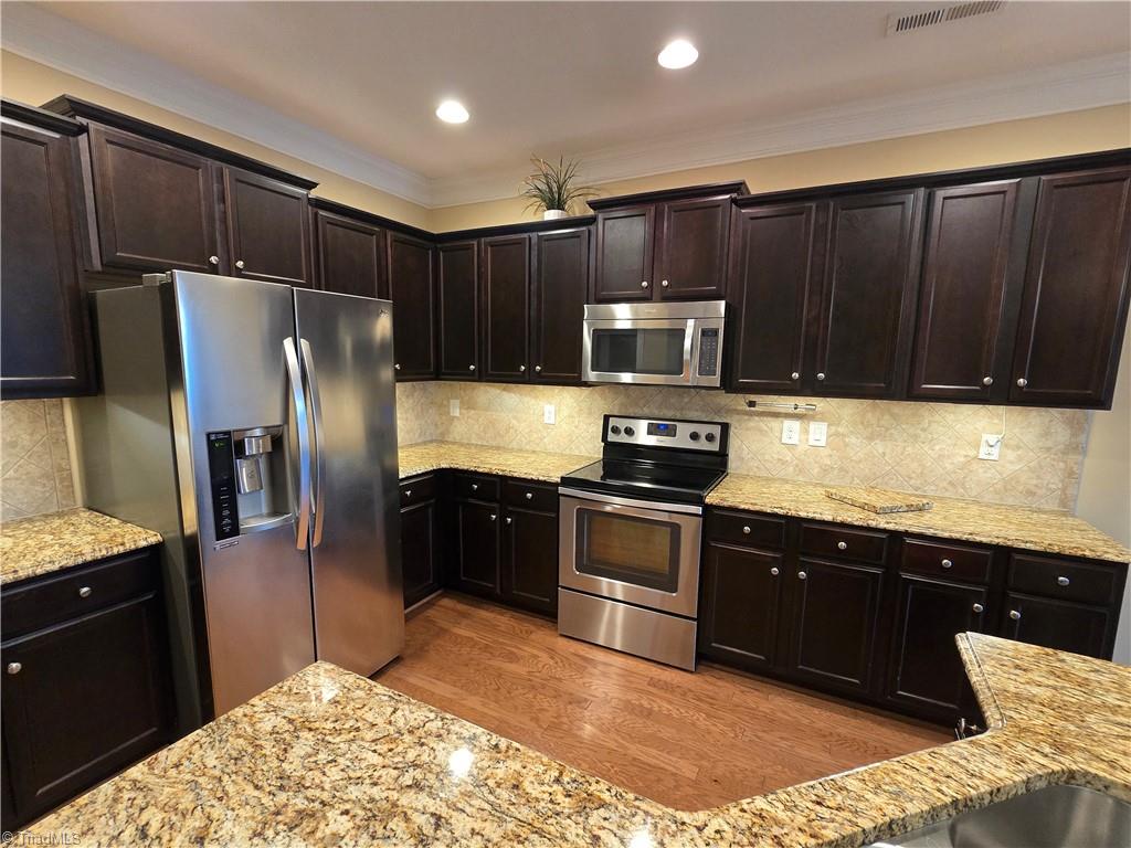 716 Carneros Circle High Point, NC 27265 - Photo 7 of 34