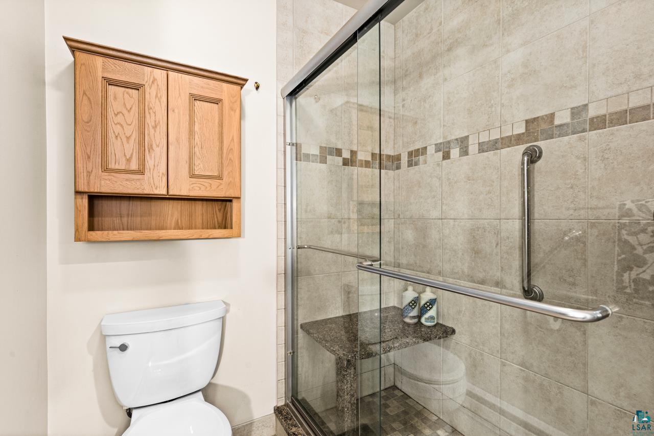 1201 Anderson Road Duluth, MN 55811 - Photo 25 of 64