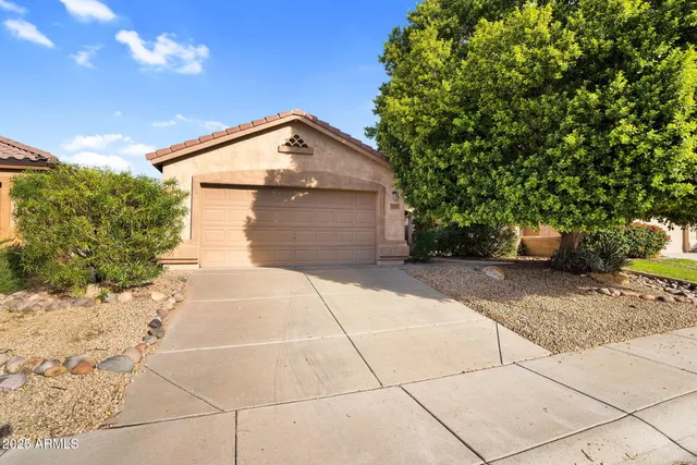 $460,000 | 1714 West Hiddenview Drive, Phoenix, AZ 85045