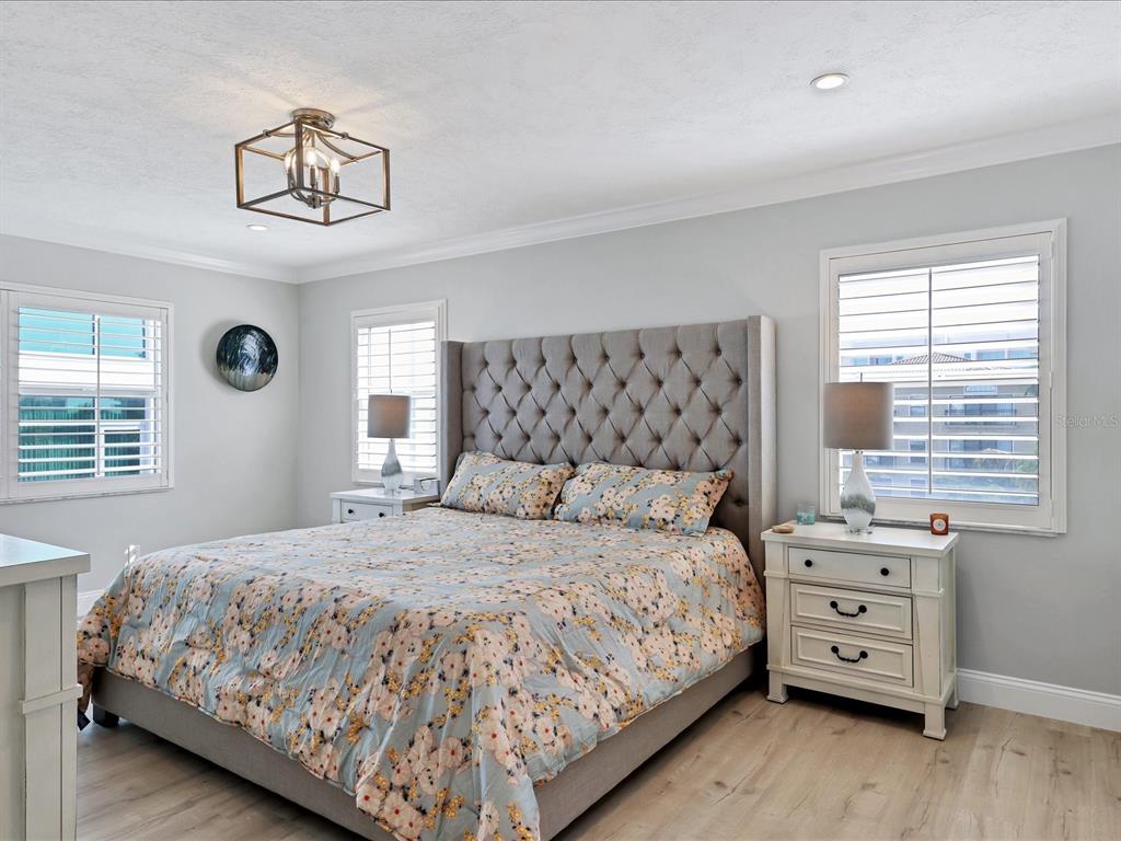 226 Golden Gate Point, Unit 44 Sarasota, FL 34236 - Photo 36 of 65