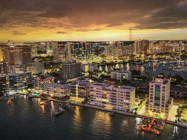 $4,500 | 226 Golden Gate Point, Unit 44, Sarasota, FL 34236