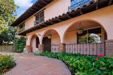 $1,299,000 | 880 Encanto Street, Corona, CA 92881