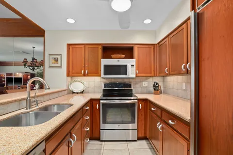 $1,300,000 | 2221 Kapili Road, Unit 22, Koloa, HI 96756