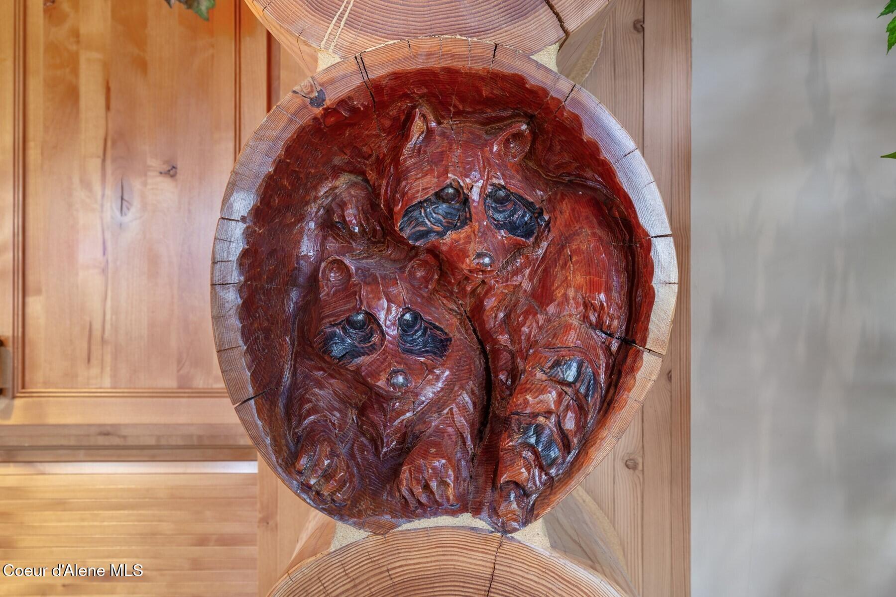 18869 South Trekker Woods Road Coeur D'Alene, ID 83814 - Photo 29 of 76 Wild Raccoon Decor