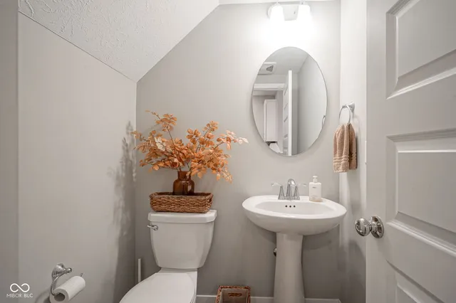 $3,200 | 13775 Boiler Place, Carmel, IN 46032