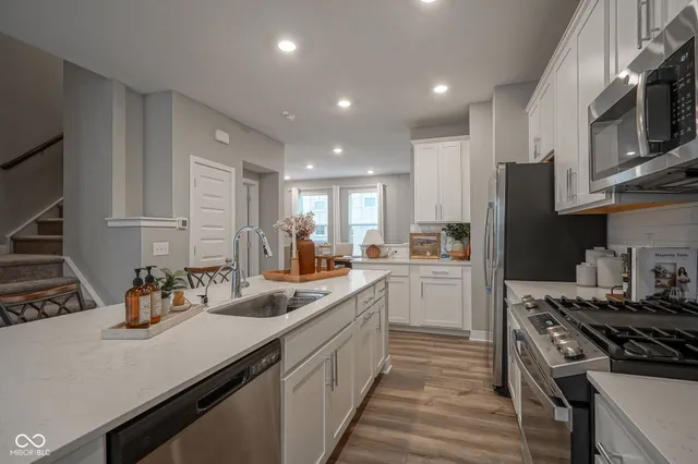 $3,200 | 13775 Boiler Place, Carmel, IN 46032