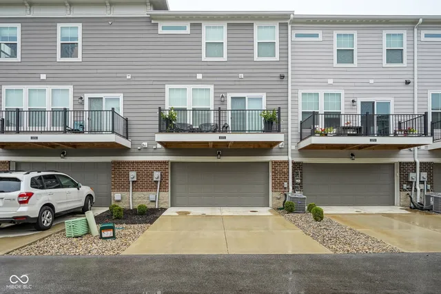 $3,200 | 13775 Boiler Place, Carmel, IN 46032