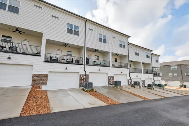 $399,900 | 447 Portsdale Drive, Brentwood, TN 37027