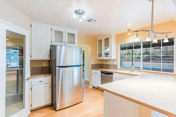 $899,000 | 23132 Posada Drive, Valencia, CA 91354