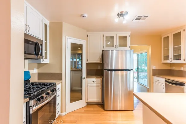 $899,000 | 23132 Posada Drive, Valencia, CA 91354