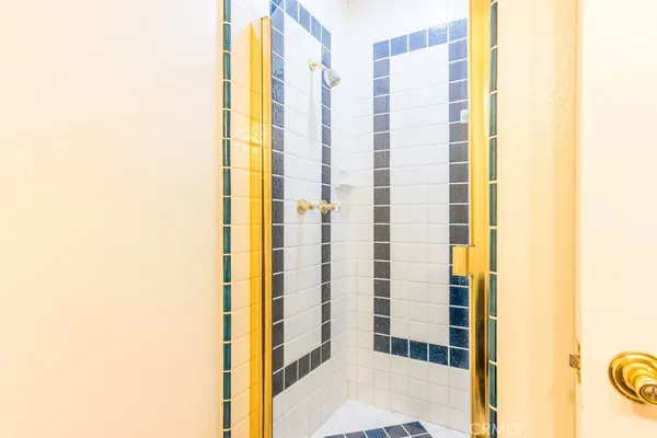 $899,000 | 23132 Posada Drive, Valencia, CA 91354