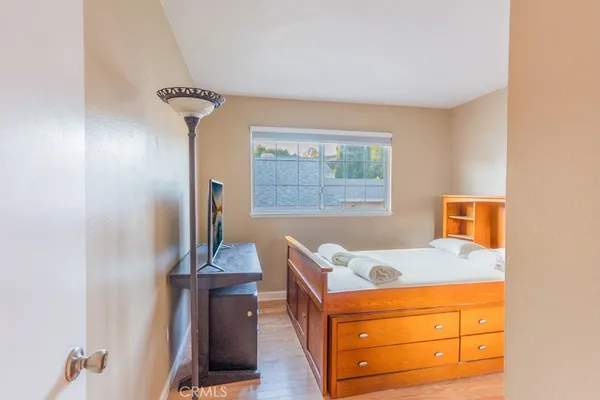 $899,000 | 23132 Posada Drive, Valencia, CA 91354