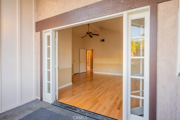 $899,000 | 23132 Posada Drive, Valencia, CA 91354