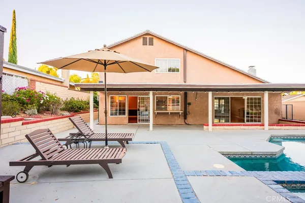 $899,000 | 23132 Posada Drive, Valencia, CA 91354