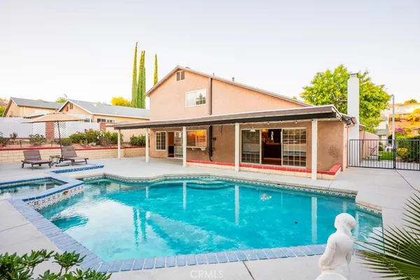 $899,000 | 23132 Posada Drive, Valencia, CA 91354