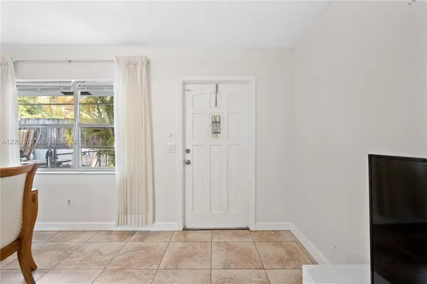 $769,000 | 309 Southeast 12th Avenue, Pompano Beach, FL 33060