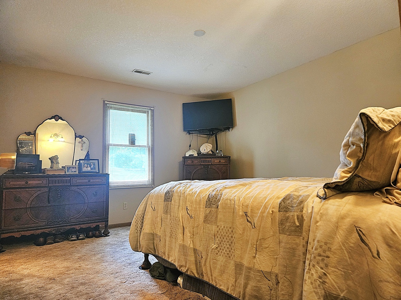 133 Fieldstone Lane Dixon, IL 61021 - Photo 14 of 42