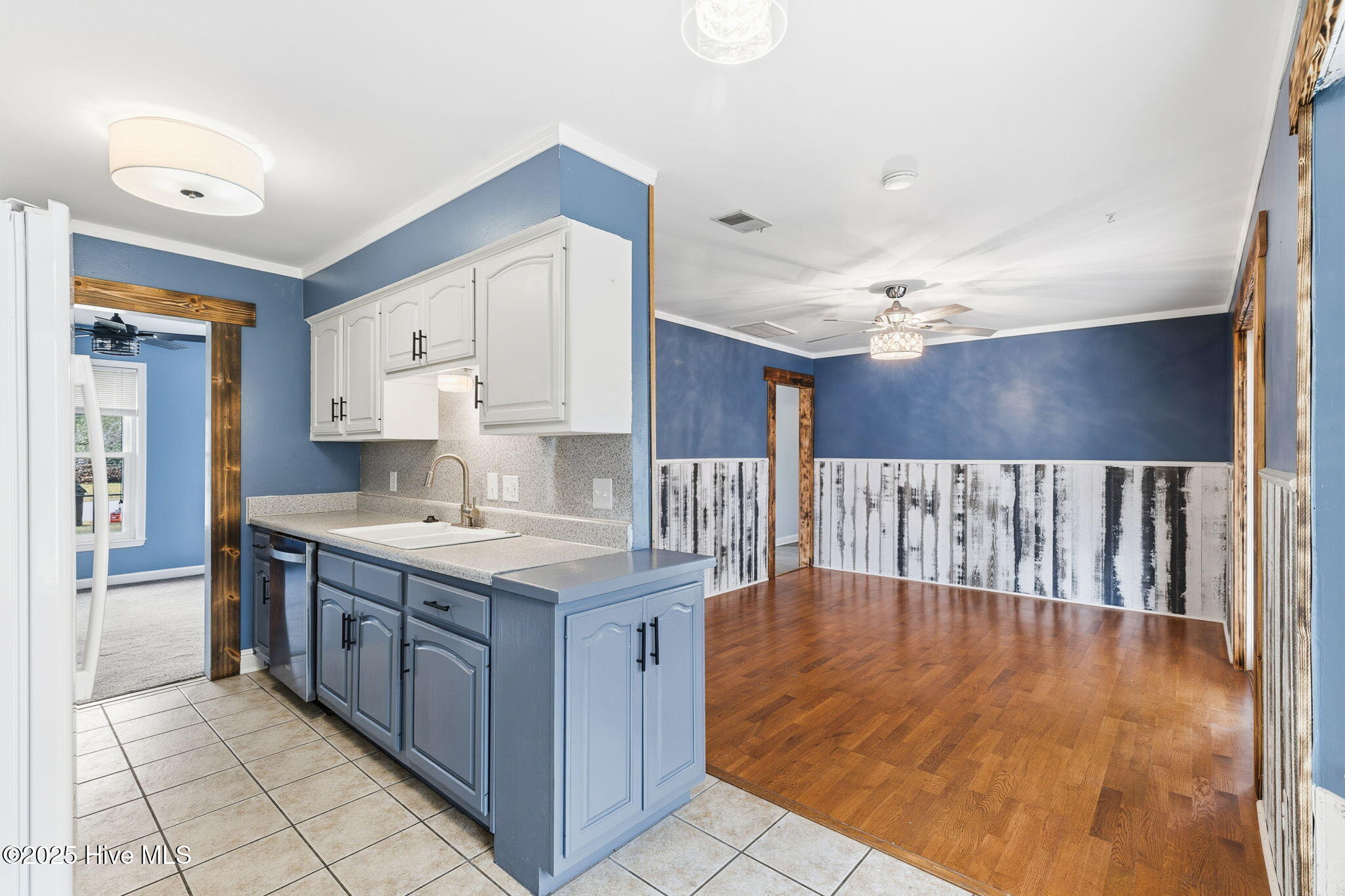 1206 Kings Grant Road Wilmington, NC 28405 - Photo 22 of 45 Kitchen view