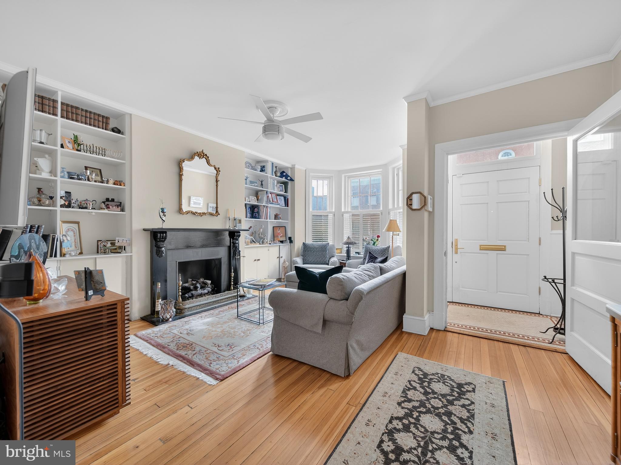 1343 30th Street Northwest Washington, DC 20007 - Photo 3 of 30