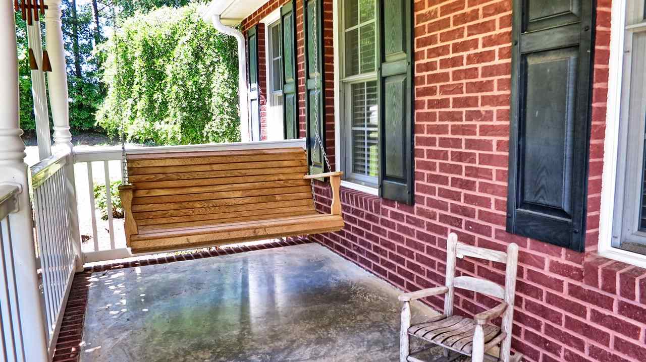 315 Tillotson Road Anderson, SC 29621 - Photo 4 of 28