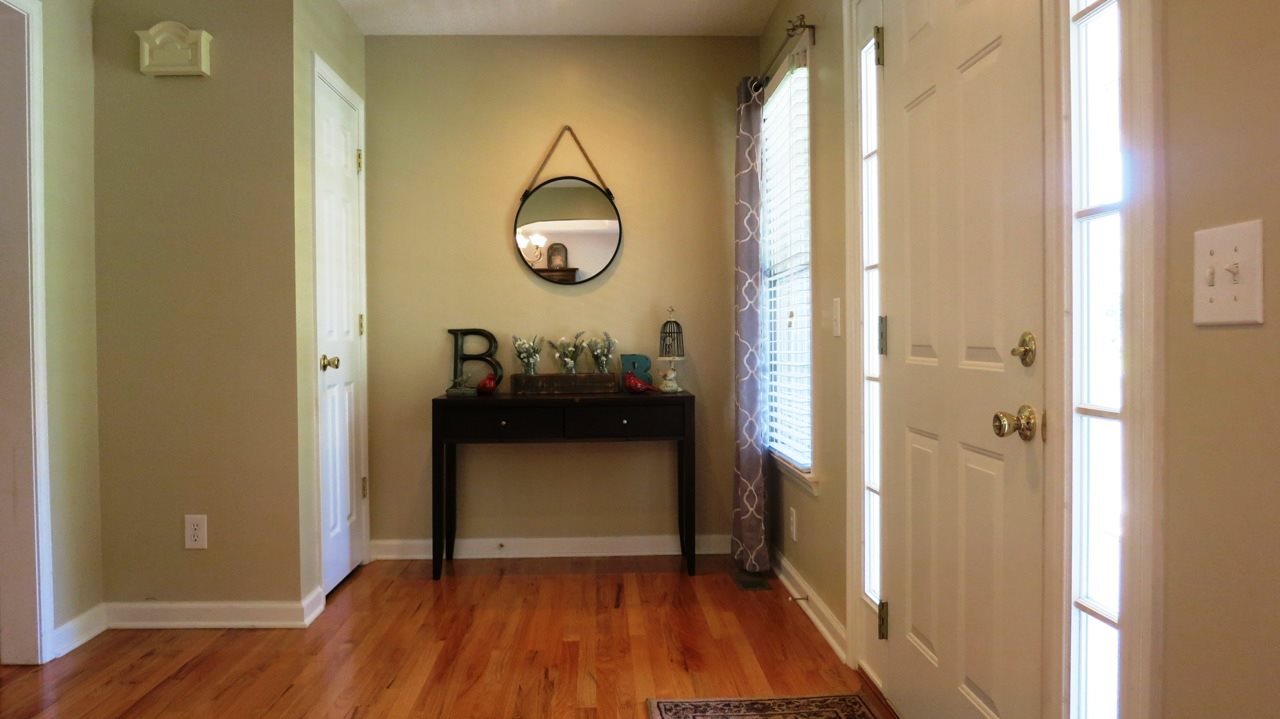 315 Tillotson Road Anderson, SC 29621 - Photo 5 of 28