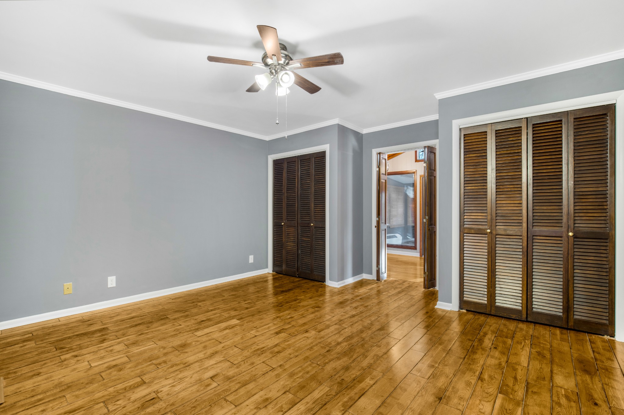 2209 Ruth Street Springfield, TN 37172 - Photo 15 of 31 a view of an empty room with wooden floor