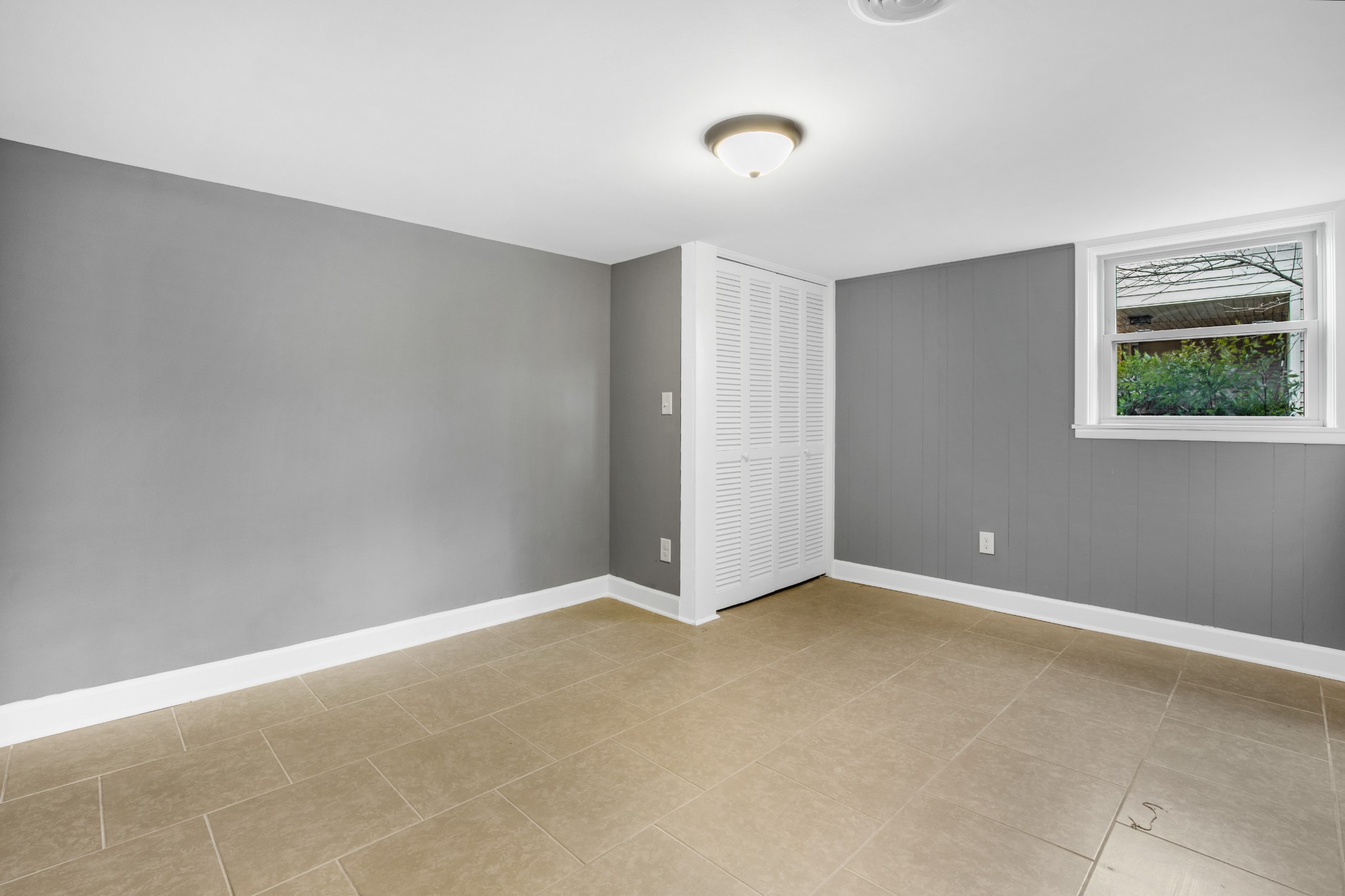 2209 Ruth Street Springfield, TN 37172 - Photo 25 of 31 a view of an empty room with a window