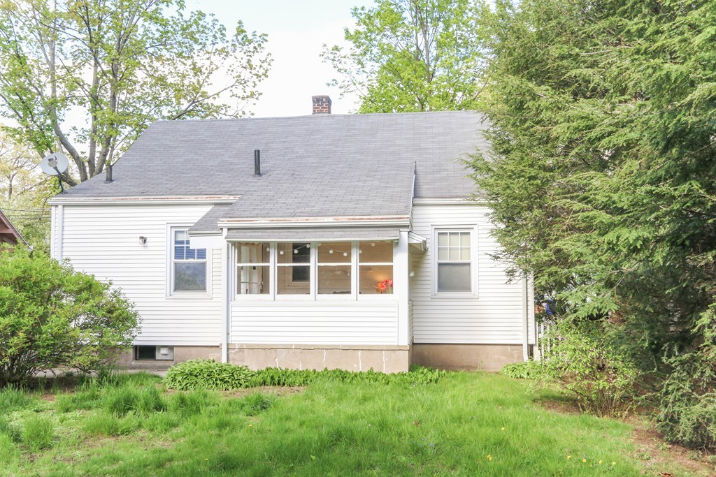 150 Groveland Street Springfield, MA 01108 - Photo 19 of 20