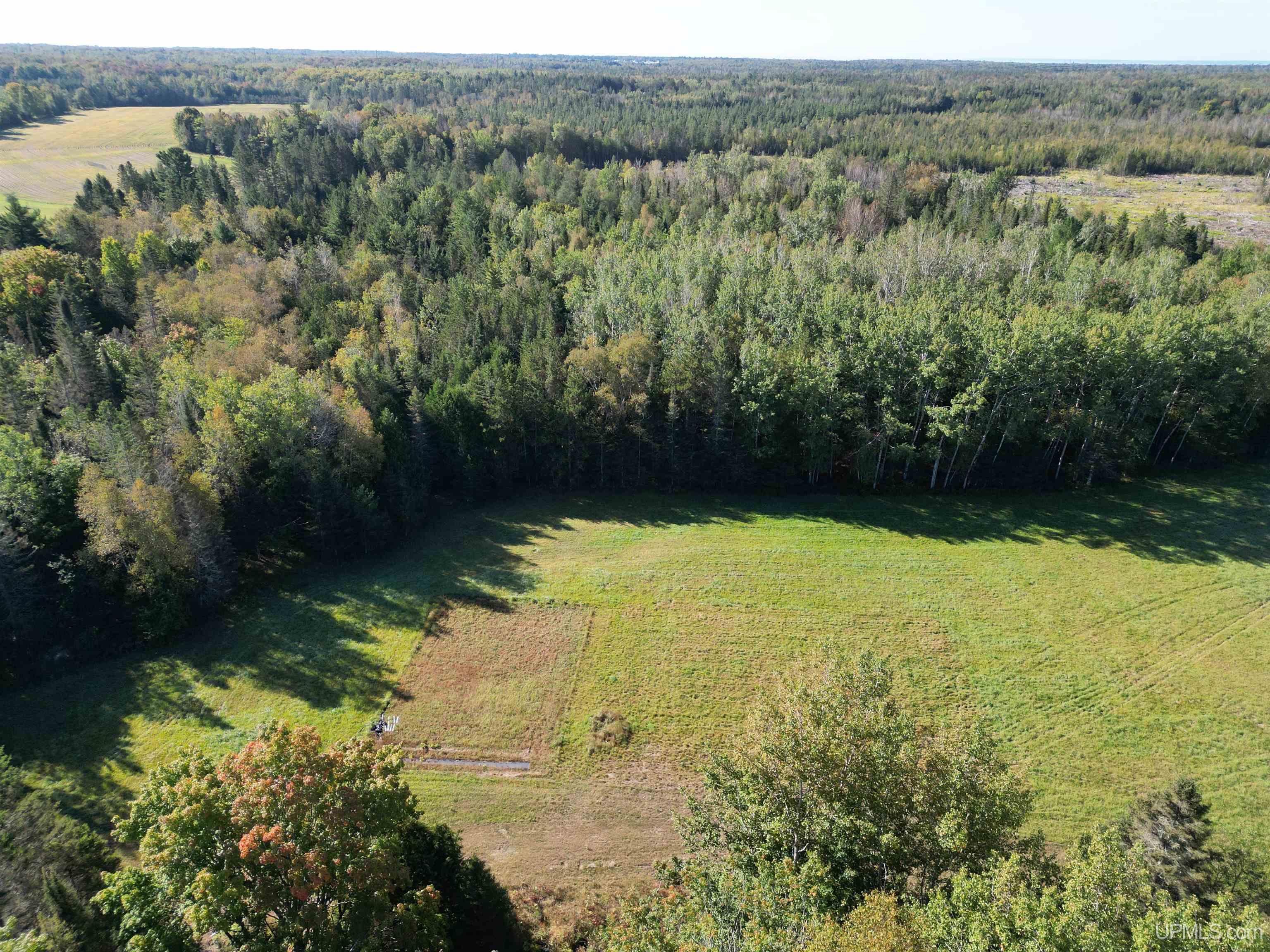 5602 River Road Manistique, MI 49854 - Photo 57 of 60 Gallery Image 57