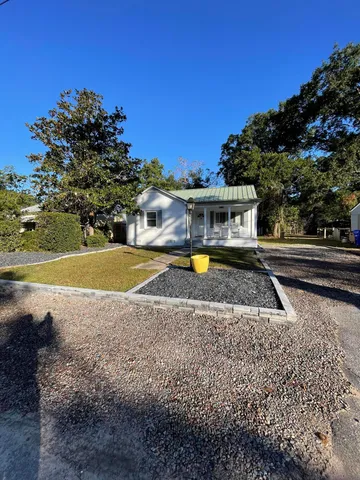 $3,000 | 2142 Welch Avenue, Charleston, SC 29412