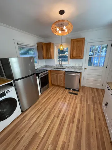 $3,000 | 2142 Welch Avenue, Charleston, SC 29412