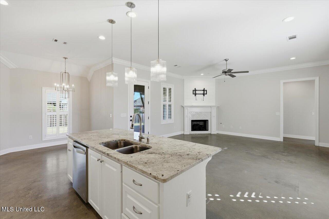 612 Conti Drive Brandon, MS 39042 - Photo 12 of 33 12-612 Conti Dr _ Home Tours MS