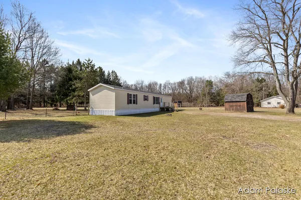 $190,000 | 171 West Sidney Road, Sidney, MI 48885