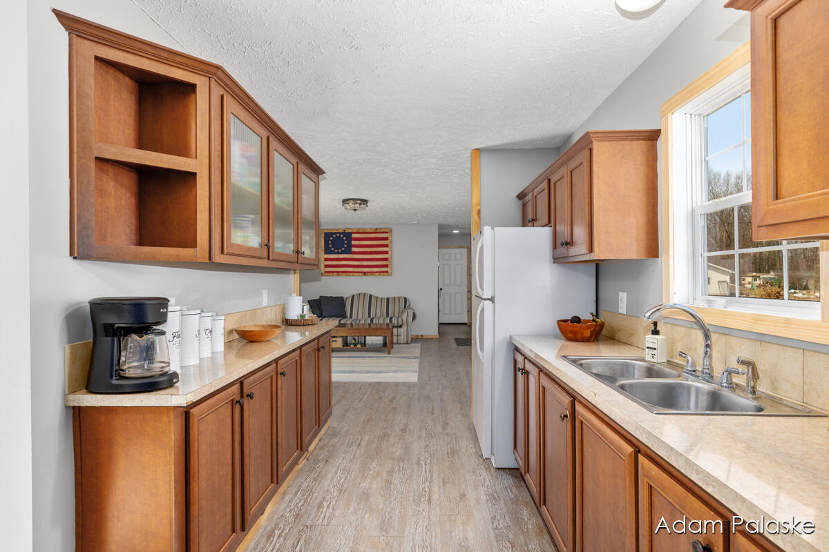 171 West Sidney Road Sidney, MI 48885 - Photo 10 of 24 IMG_1007