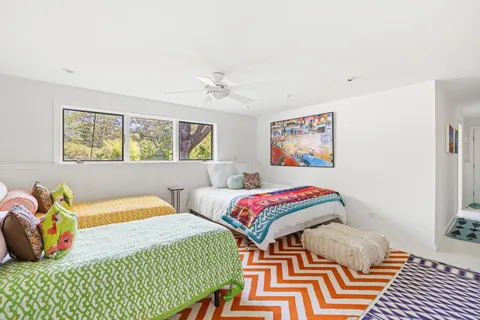 136 Barnes Hole Road, East Hampton, NY 11937