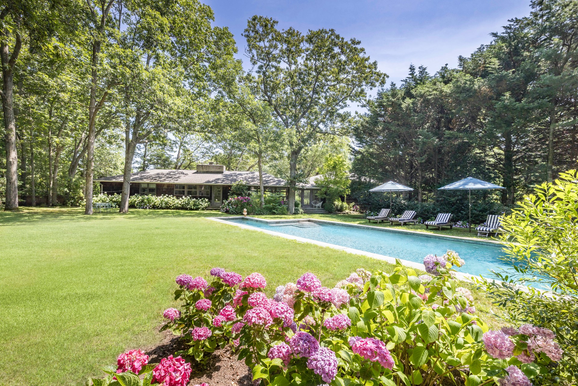 136 Barnes Hole Road East Hampton, NY 11937 - Photo 16 of 18