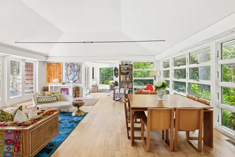 136 Barnes Hole Road, East Hampton, NY 11937