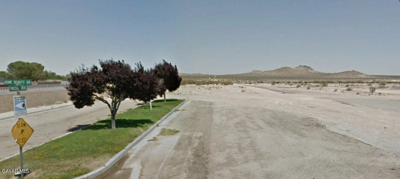 Proctor Boulevard Edwards, CA 93523 - Photo 7 of 7 35130110 road to lot