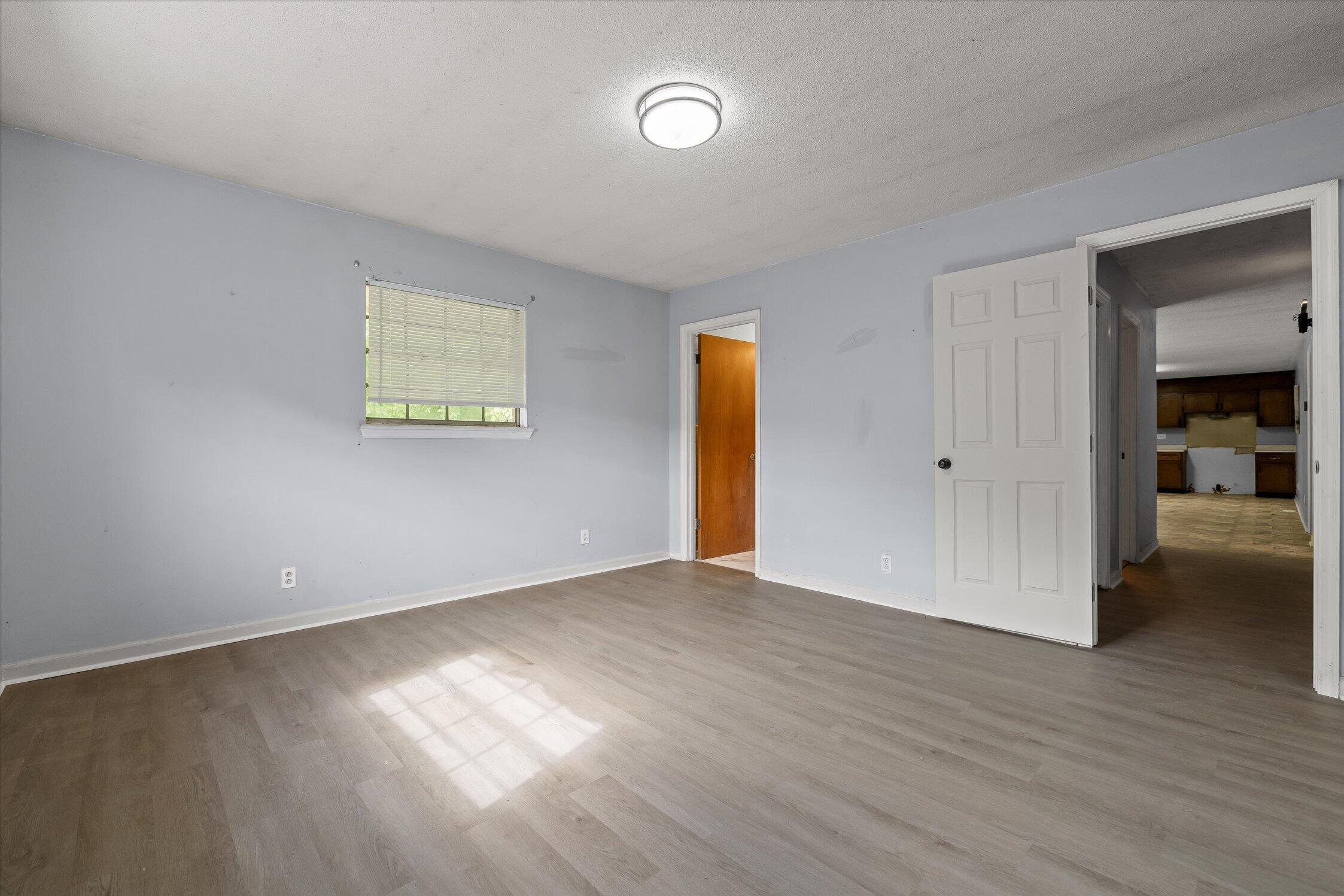 9128 Bramlett Road Harrison, TN 37341 - Photo 20 of 33 08-9128 Bramlett Rd-15