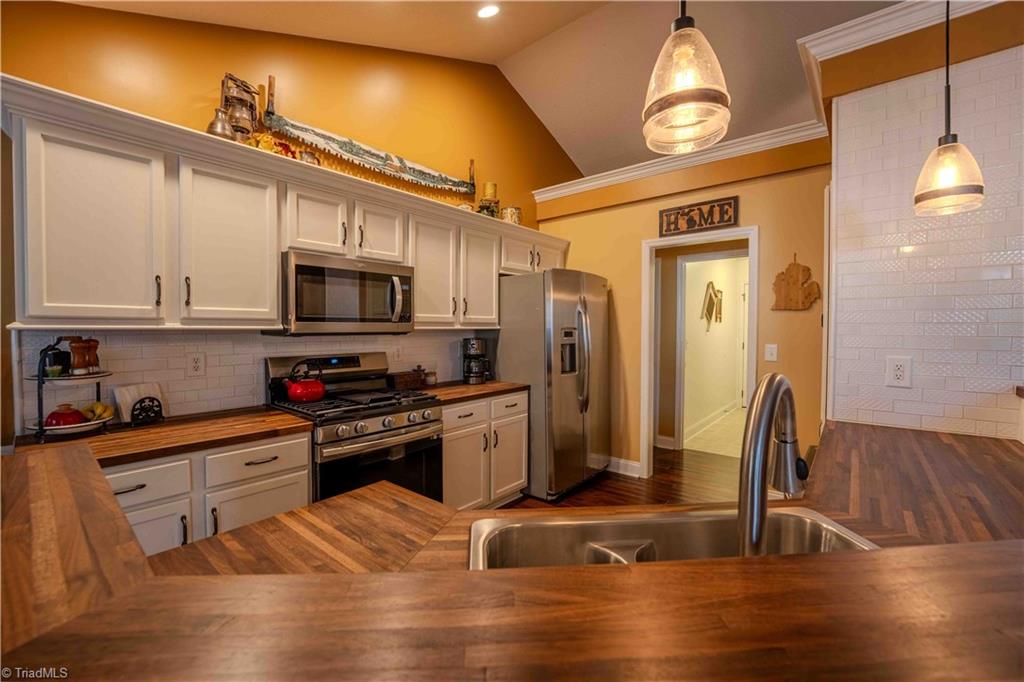 863 Ridge View Terrace Rural Hall, NC 27045 - Photo 23 of 34