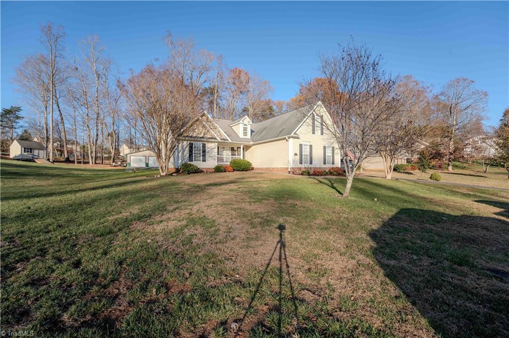 863 Ridge View Terrace Rural Hall, NC 27045 - Photo 4 of 34