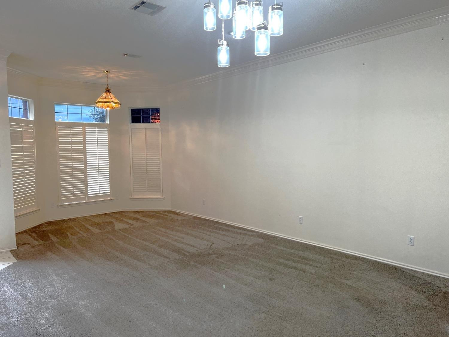 5506 66th Street Lubbock, TX 79424 - Photo 5 of 19 Photo 5