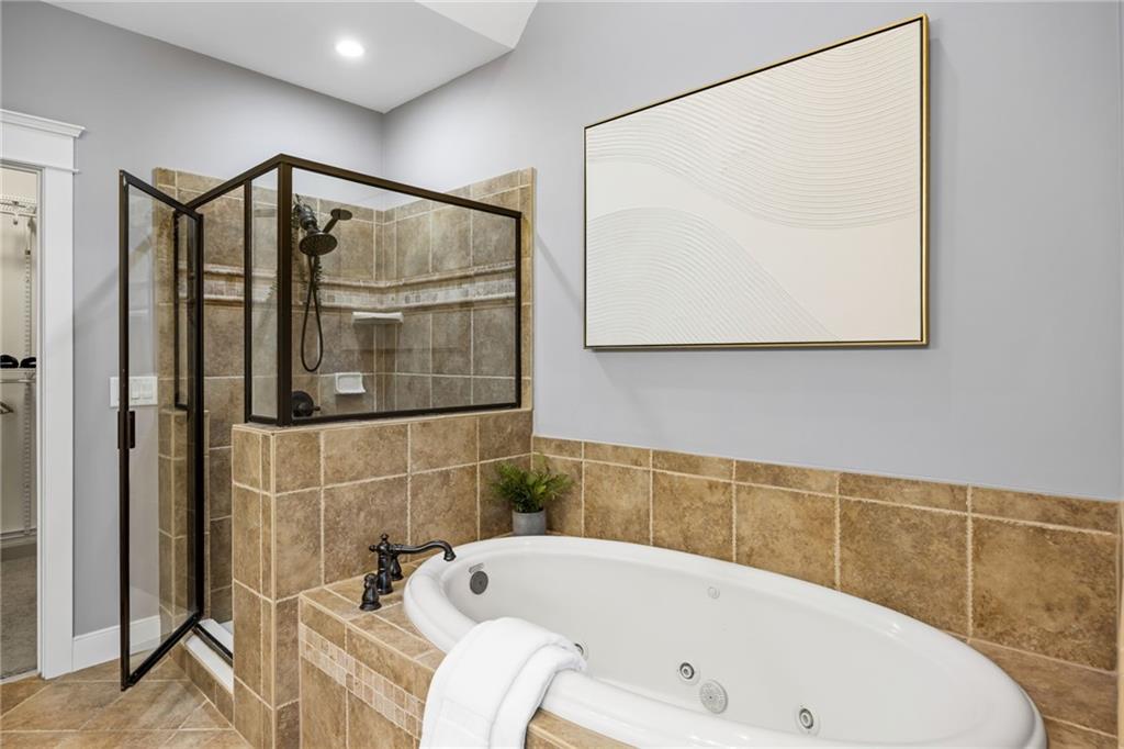 2145 ⛉ W Village Crossing Smyrna, GA 30080 - Photo 26 of 37